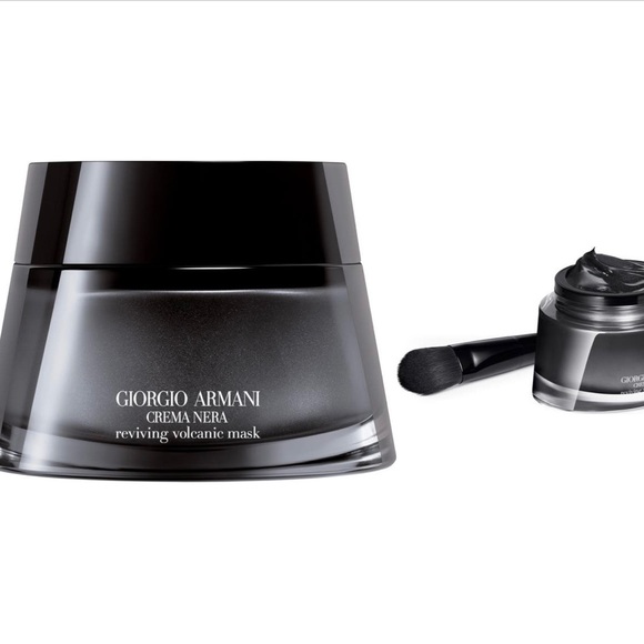 Giorgio Armani CREMA NERA reviving volcanic mask